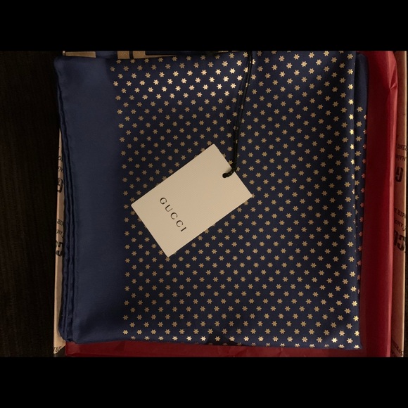 Gucci Star twill scarf - Picture 1 of 3